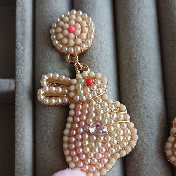 Bunny Rabbit Beaded Dangle Earrings for Easter - Picture 4 of 8